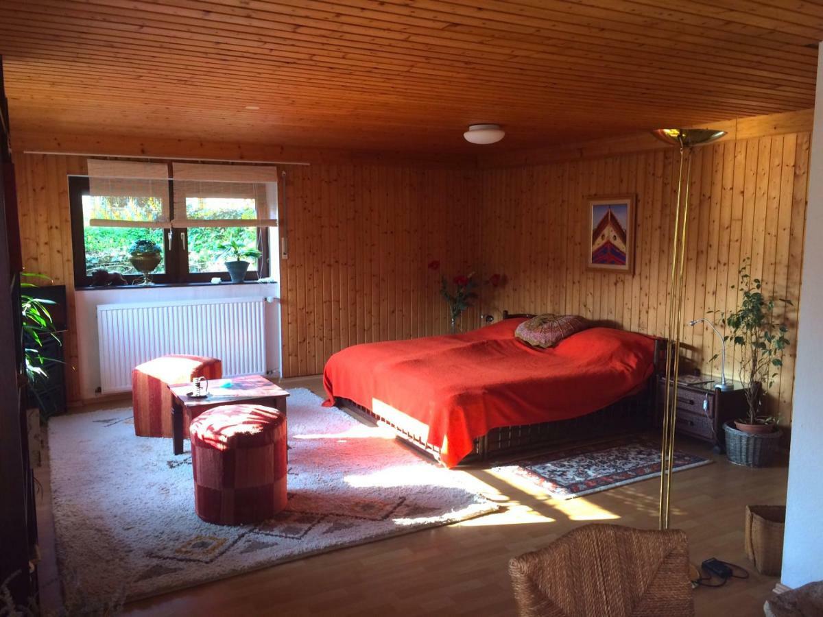 schones Zimmer in Gimmeldingen/ Konigsbach Neustadt an der Weinstraße Exterior foto